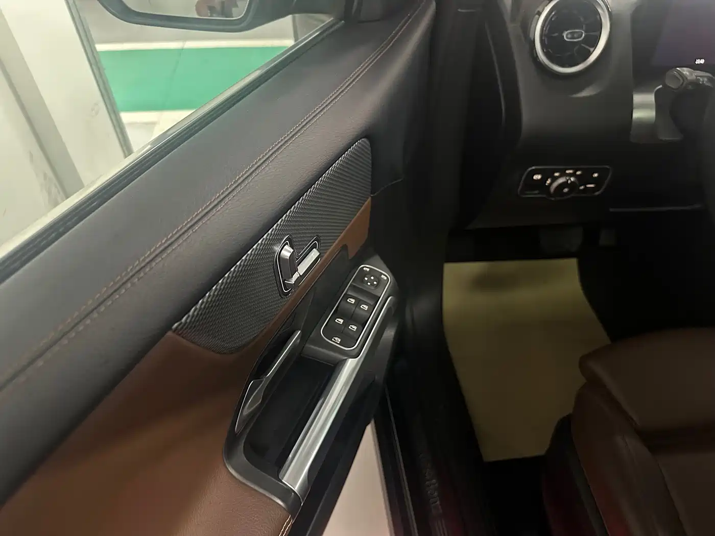 Mercedes-Benz GLB 2024 GLB 200 Dynamic фото 8