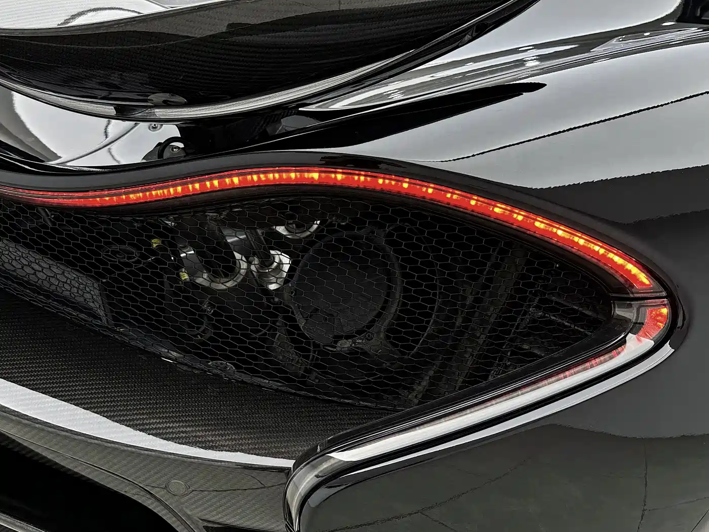 McLaren P1 2018 2014 3.8T Standard