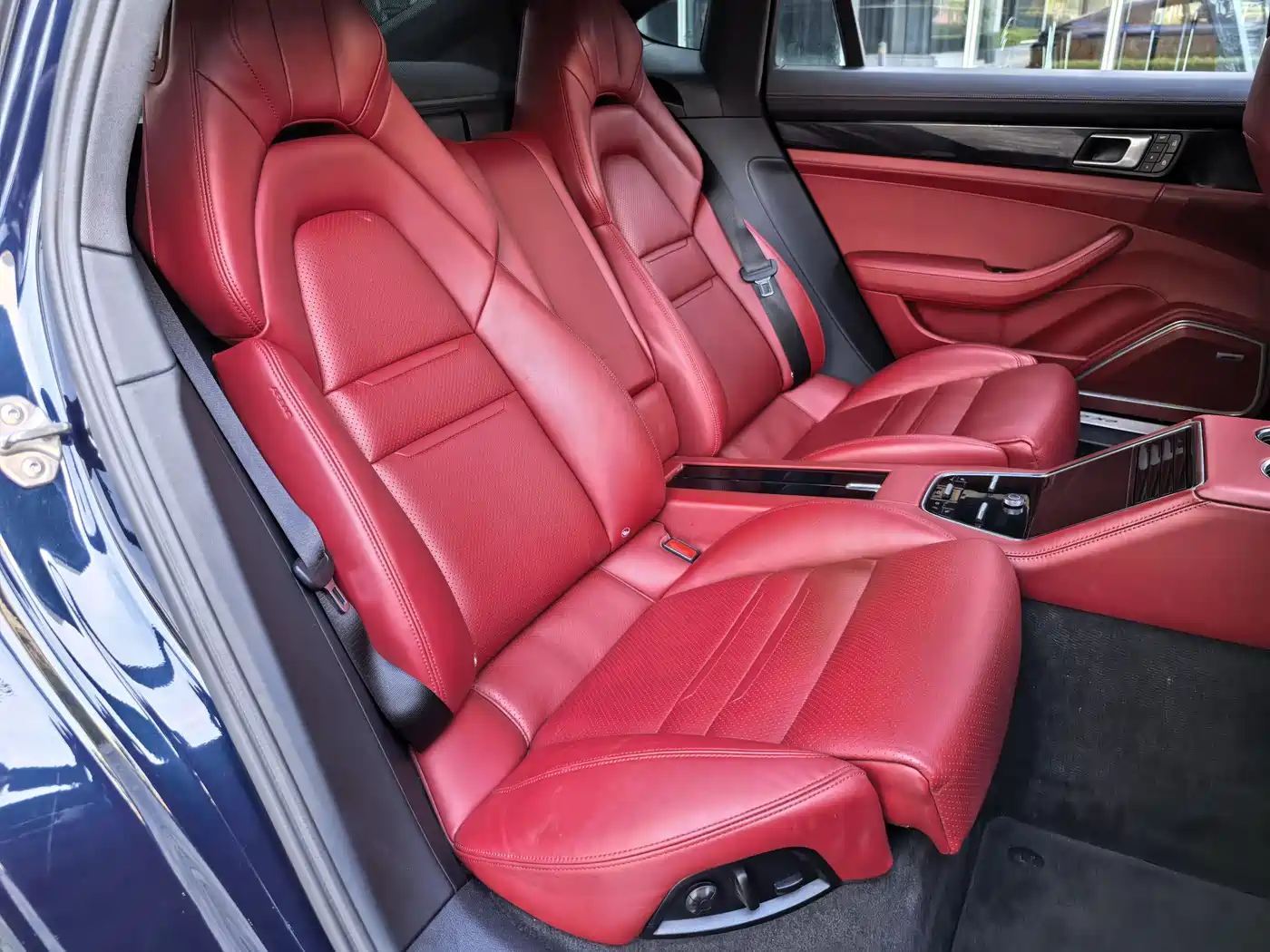 Porsche Panamera 2023 Panamera 4 Executive Long Wheelbase 2.9T фото 31