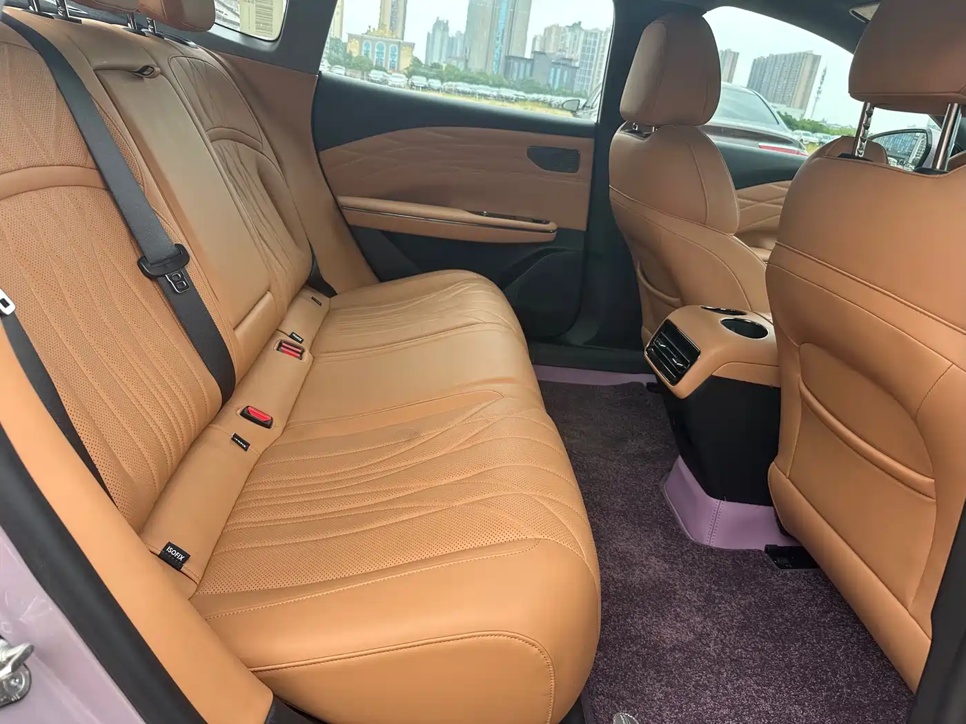 Geely Galaxy Galaxy Xingyao 8 2025 60km EM-i Luxury Edition фото 10