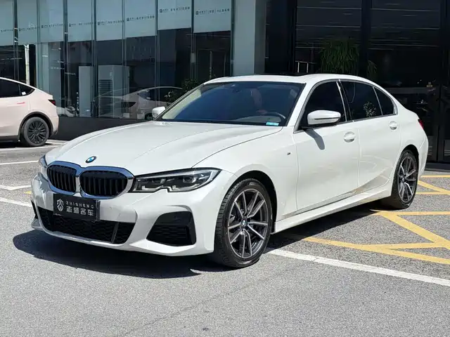 BMW 3 Series 2022 320Li M Sport Package — фото 1