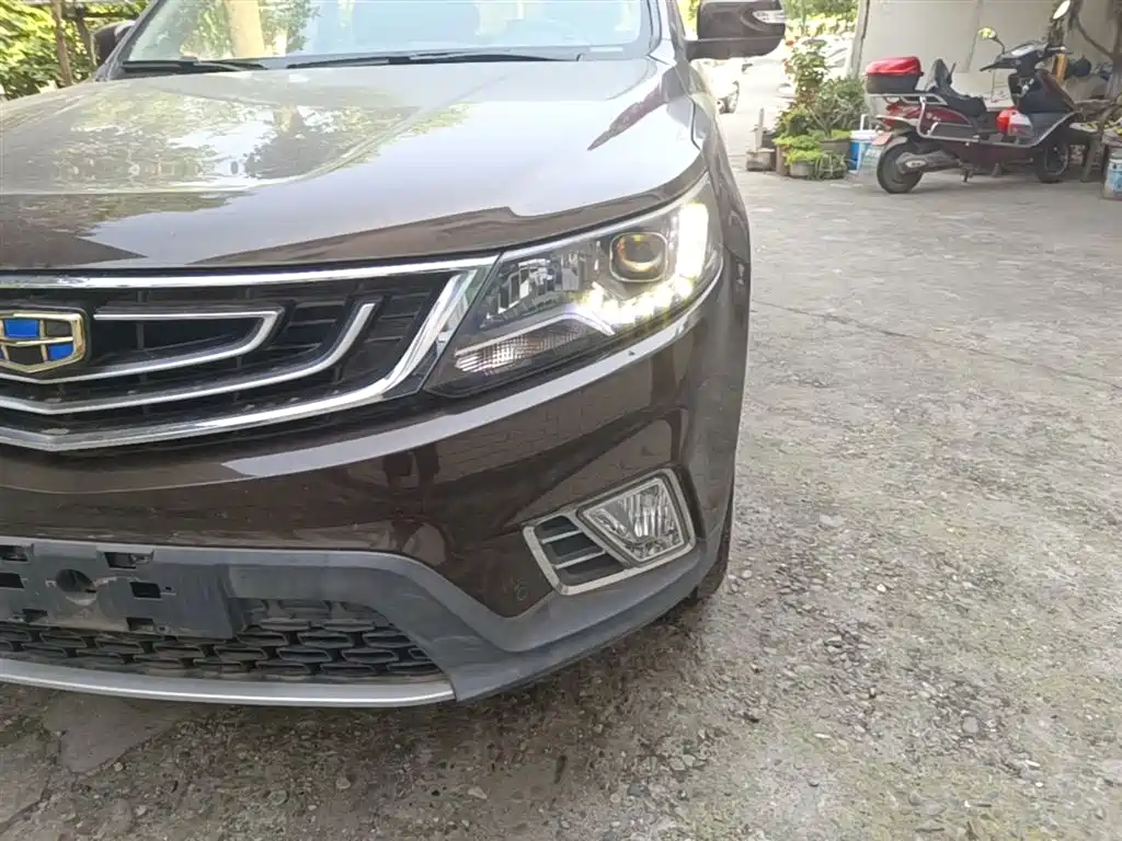 Geely Emgrand X6 2017 2016 1.8L Manual Premium