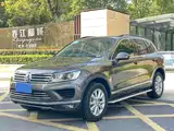 Фото 1 - Volkswagen Touareg
