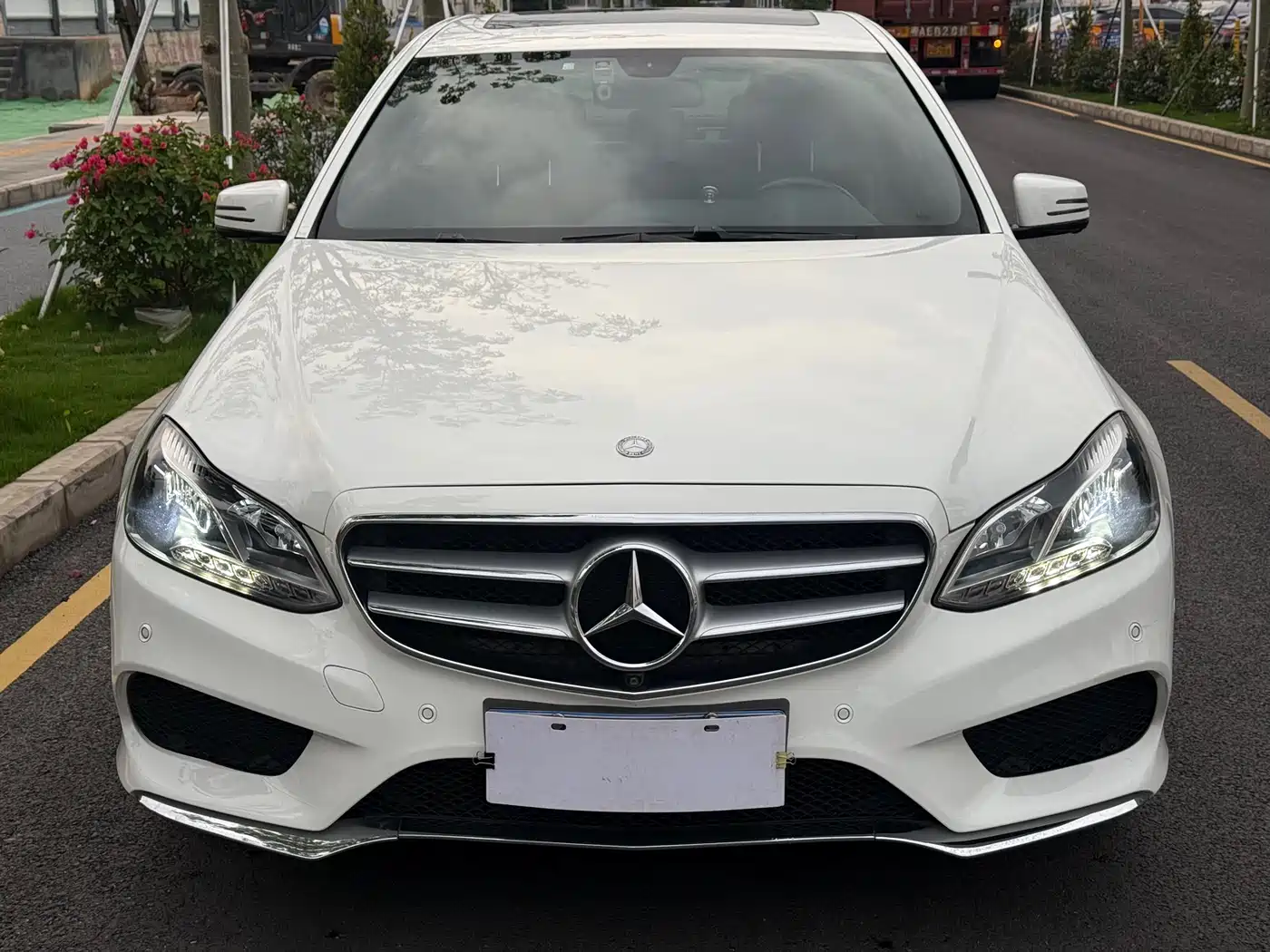 Mercedes-Benz E-Class 2015 E 260 L Sport фото 2