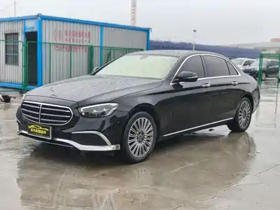 Mercedes-Benz E
