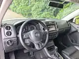 Photo 4 - Volkswagen Tiguan