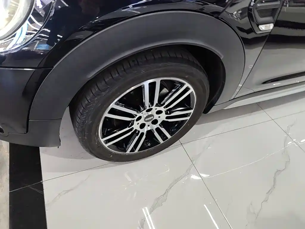 Фото 23 - MINI COUNTRYMAN