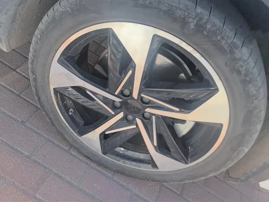 Geely Galaxy Galaxy L7 2024 1.5T 115km Starship Soaring Dragon Edition фото 6