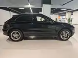 Photo 3 - Porsche Macan