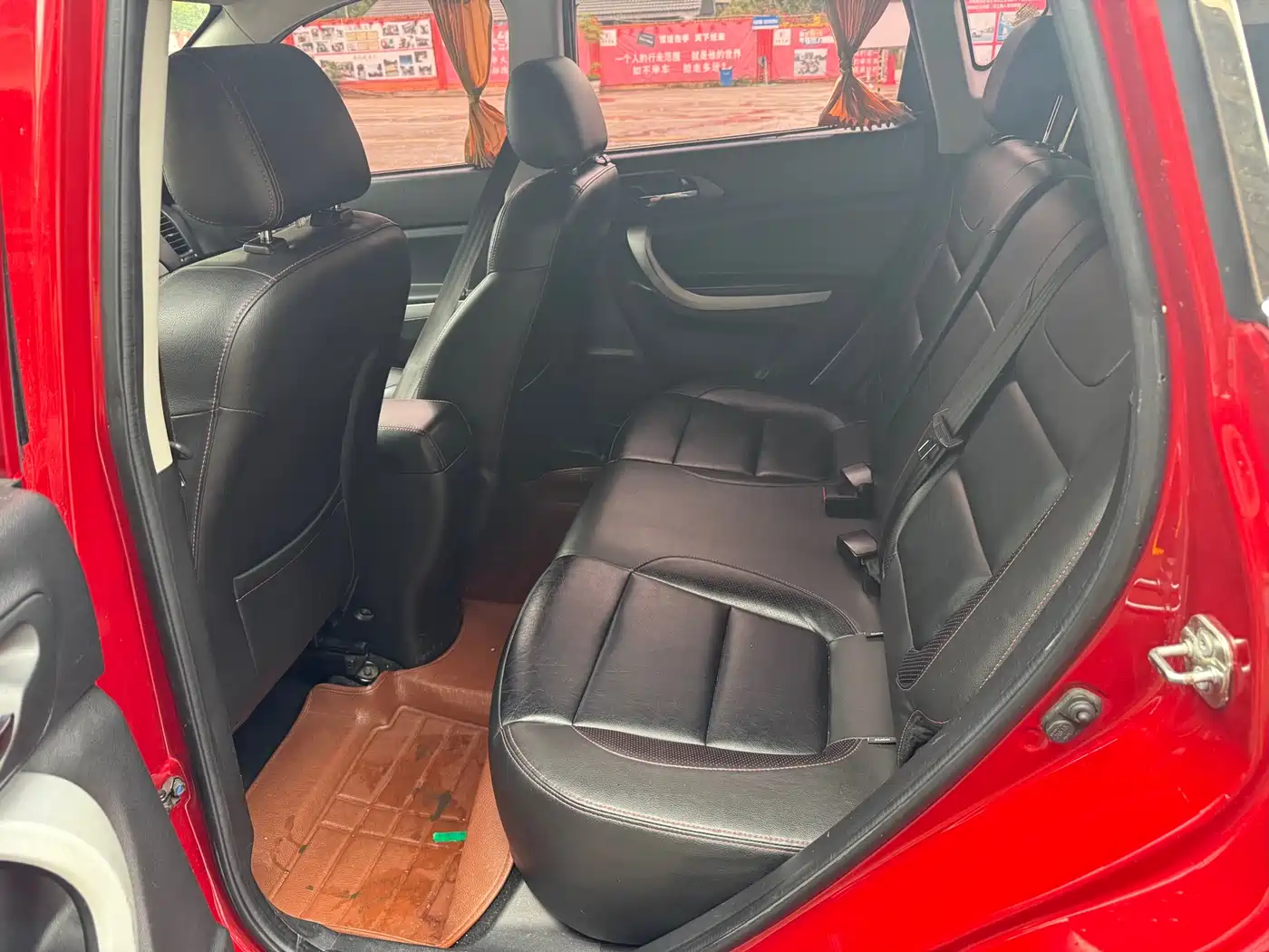 Photo 13 - Changan CS35
