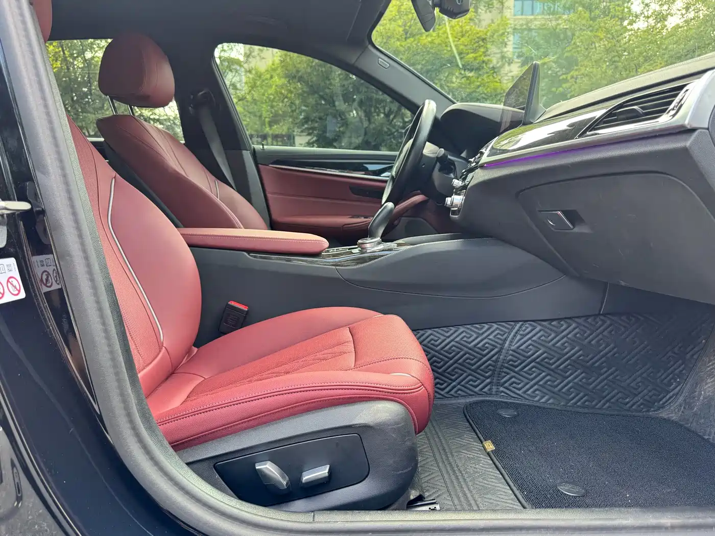 BMW 5 Series, миниатюра 10