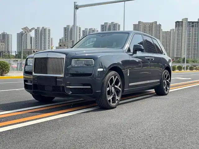  Rolls-Royce Cullinan 2018 4-Seater Version