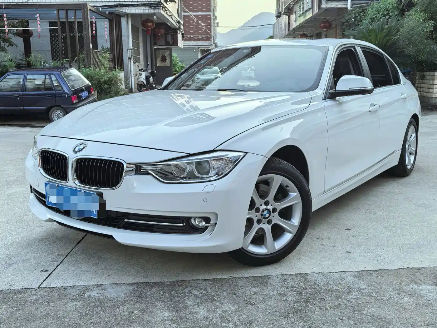 Фото 1 - BMW 3 Series