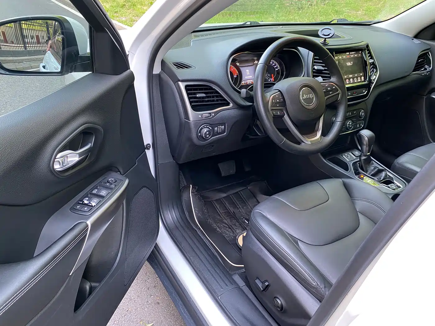 Jeep Cherokee 2019 2019 2.0T 2WD Smart Edition China V