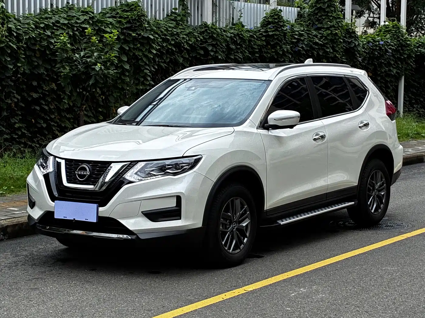 Nissan X-Trail 2026 2025 Honor 2.0L 2WD Leading Edition
