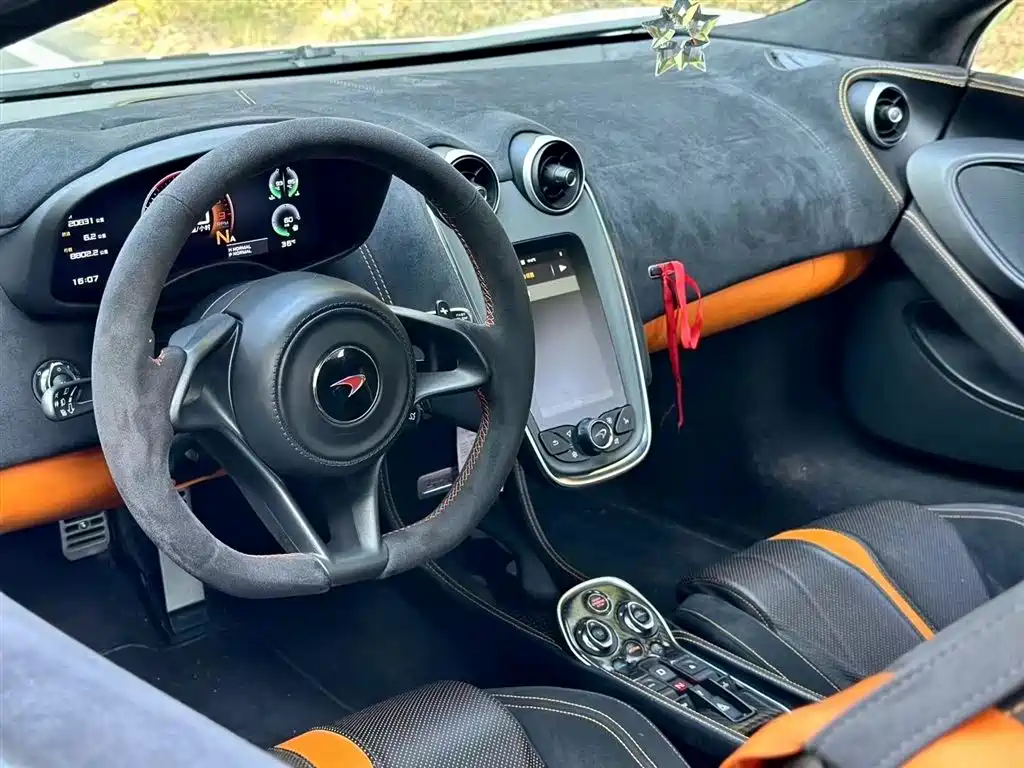 McLaren 570 2019 570S 3.8T Spider фото 5