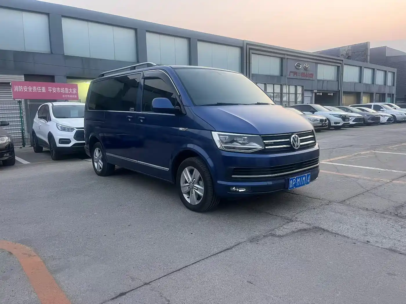 Volkswagen Multivan 2016 2016 2.0TSI 4WD Prestige 7-Seater