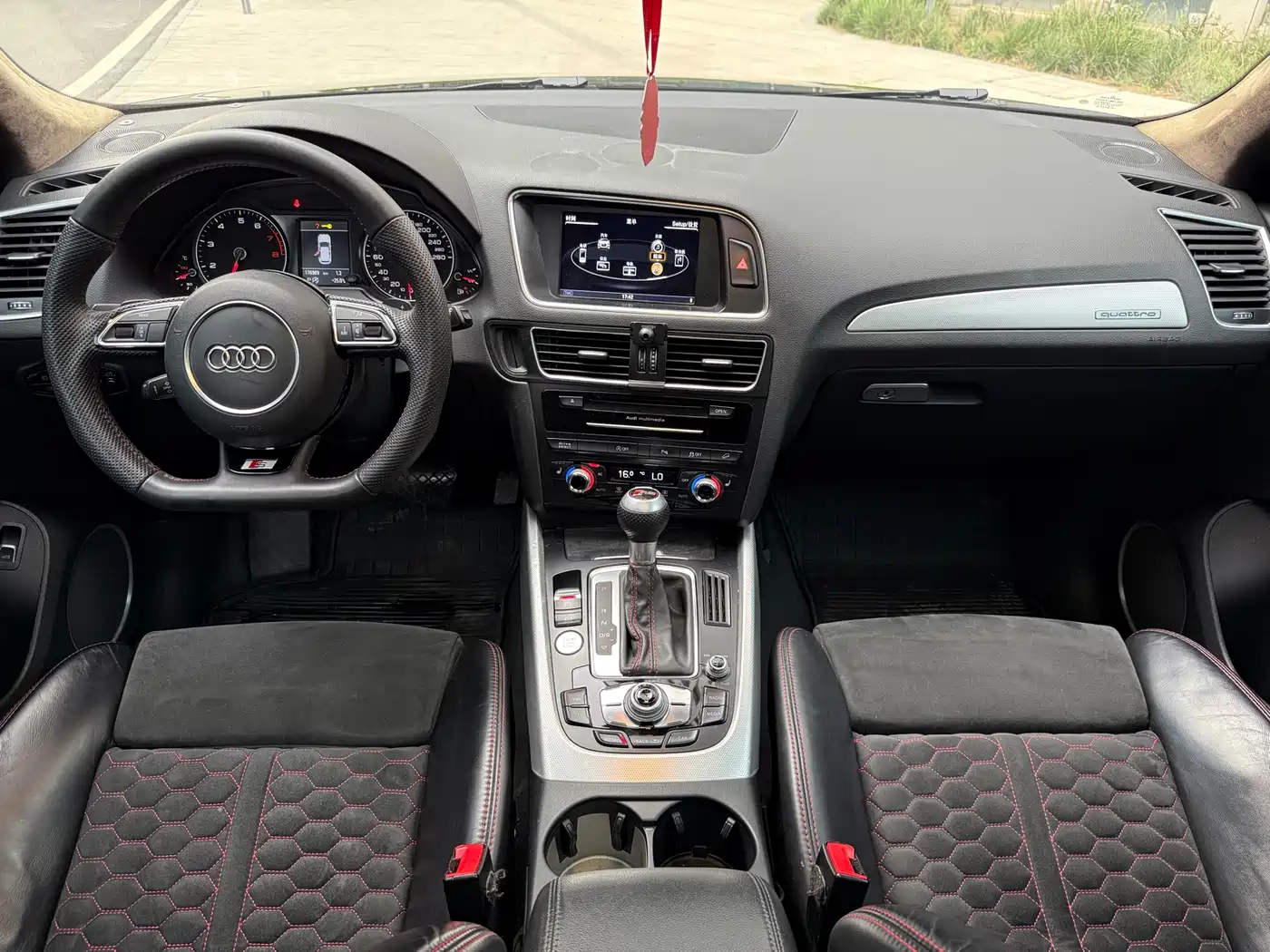Audi Q5 (Import) 2013 45 TFSI quattro Sport фото 8