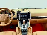 صورة 10 - Porsche Cayenne