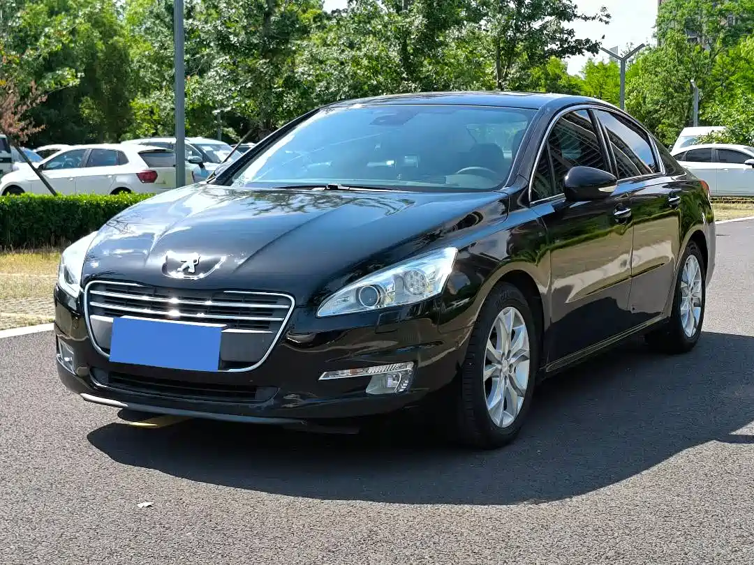 Peugeot 508 2012 2.3L Roland Garros Edition