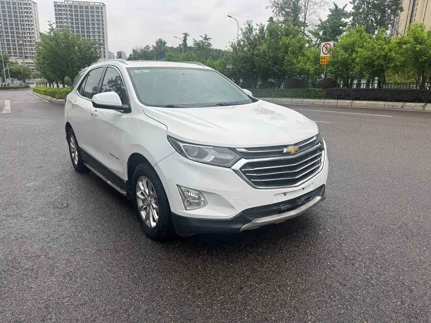 Chevrolet Equinox 2018 535T Automatic Galloping Edition фото 3
