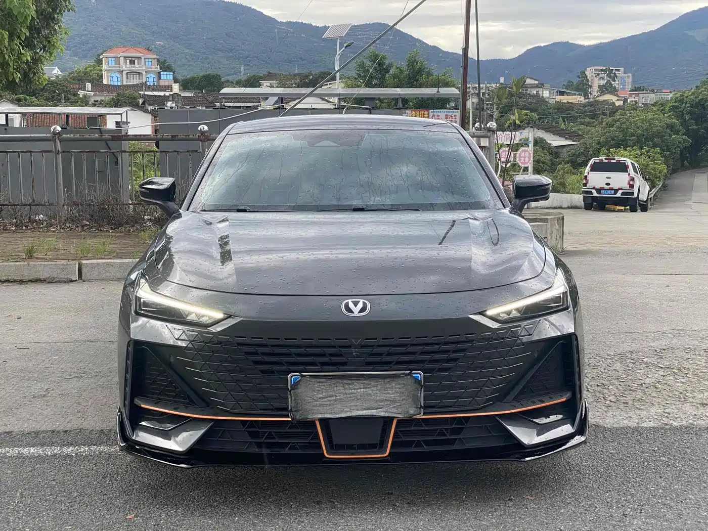 CHANGAN UNI-V