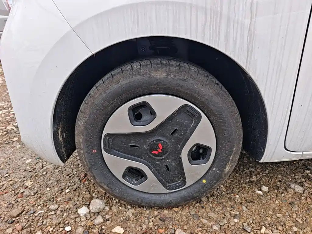 Wuling Motors Wuling Zhiguang NEV 2026 2025 Model 305km Base Version