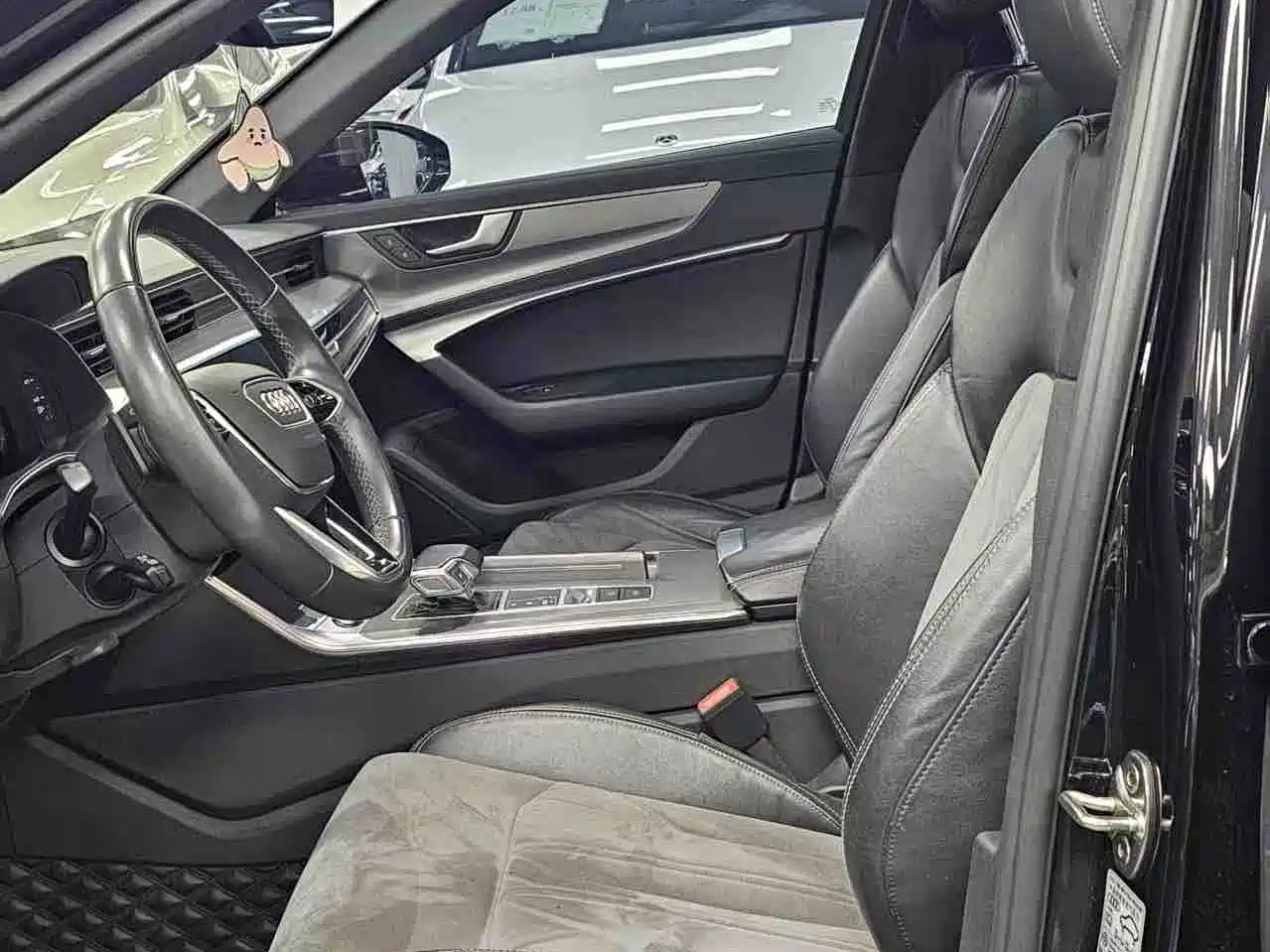 Audi A6L 2022 40 TFSI Luxury Dynamic фото 13