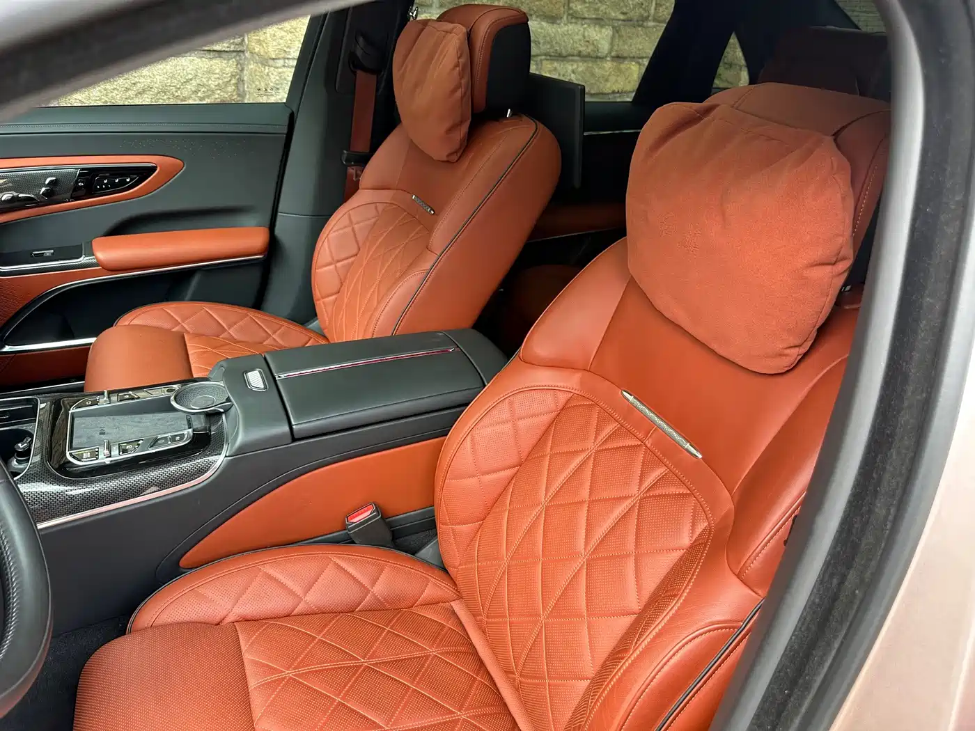 Hongqi Guoya 2025 2024 4.0T V8 Version