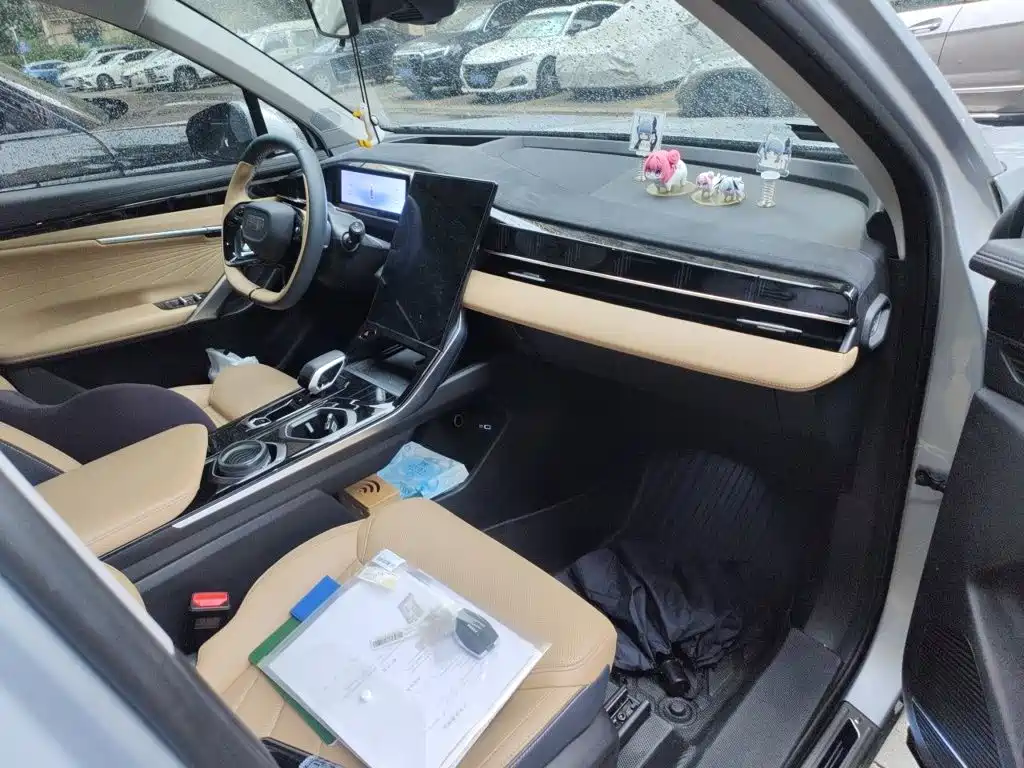 Geely Atlas L 2023 2023 Model 2.0TD DCT Flagship