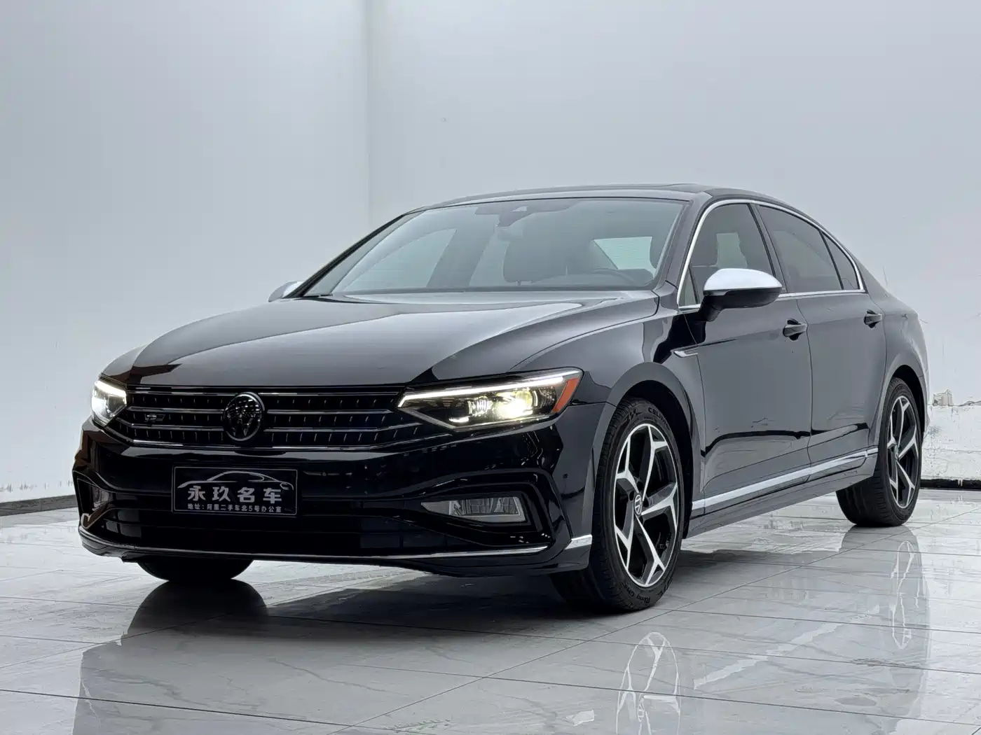 Volkswagen Magotan 2024 2 Million Units Public Sharing Edition 330TSI DSG Luxury