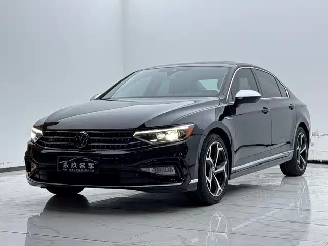 Volkswagen Magotan 2024 2 Million Units Public Sharing Edition 330TSI DSG Luxury