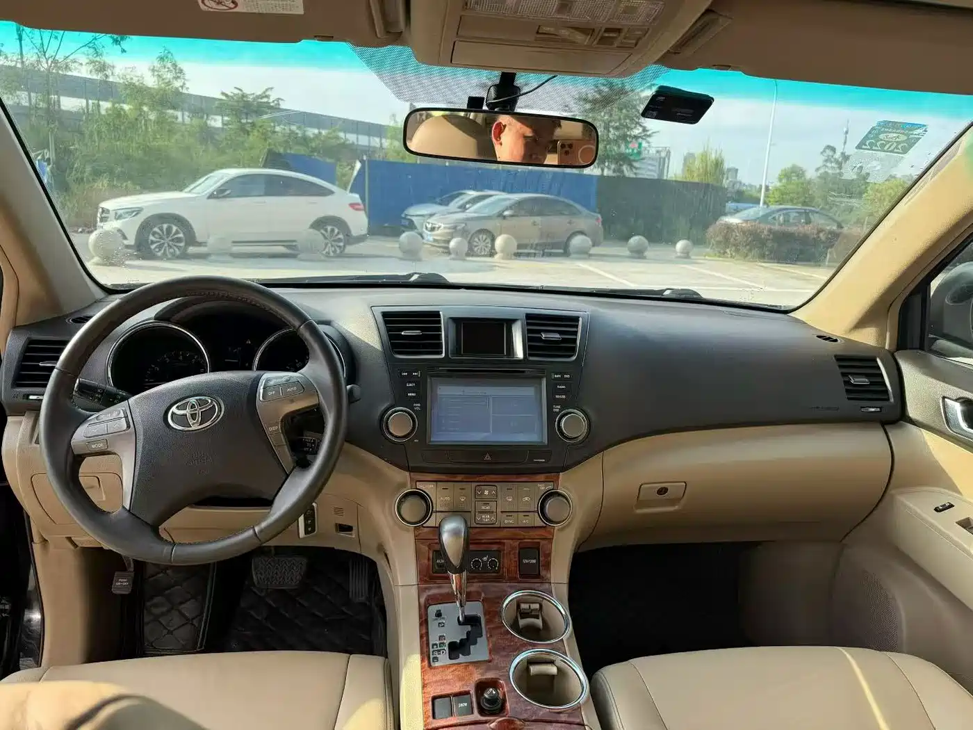 Toyota Highlander 2011 2011 2.7L 2WD 7-seat Luxury