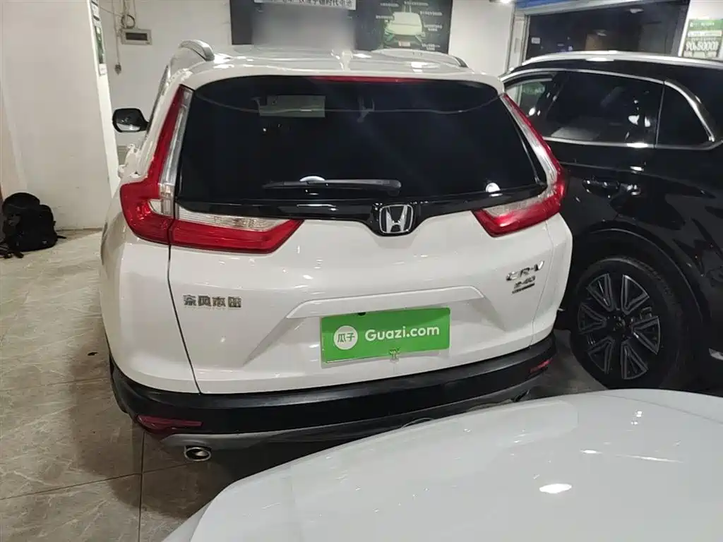 Фото 6 - Honda CR-V