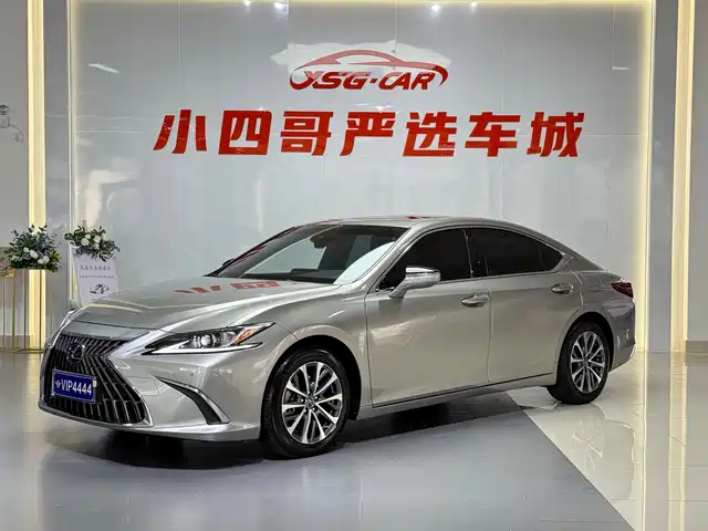 Lexus ES 2023