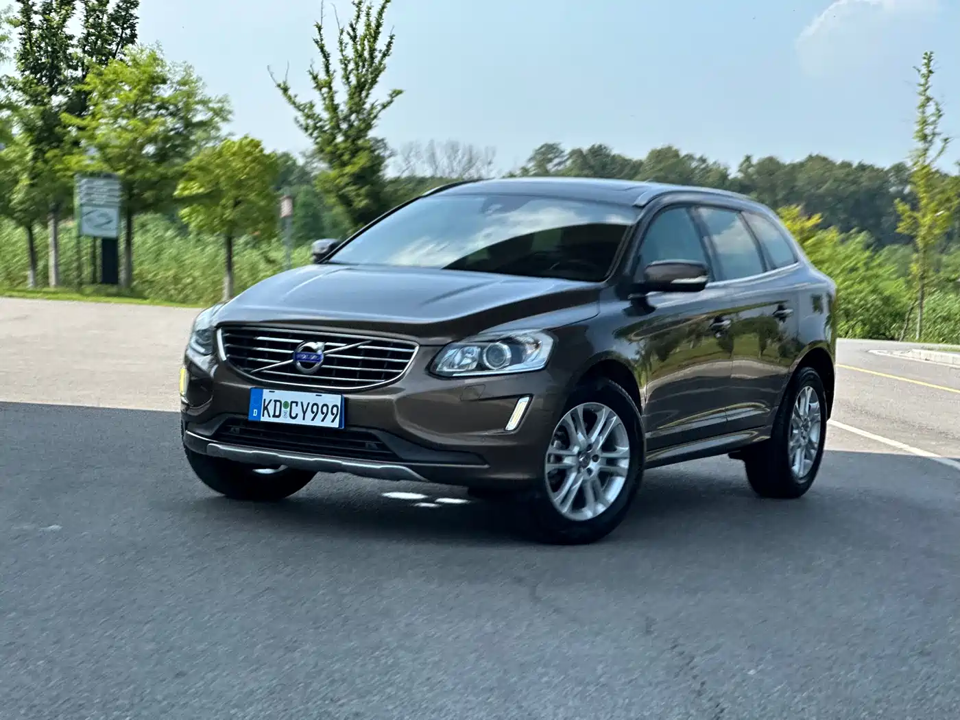 Фото 1 - Volvo XC60