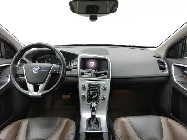 Volvo XC60 2017 T5 AWD Smart Vision Upgrade Edition — фото 5