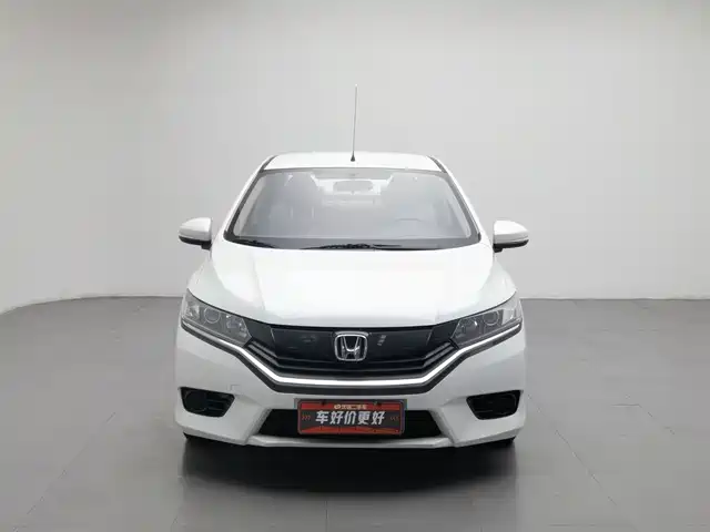 Honda Greiz 2016 1.5L CVT Classic Edition — фото 3