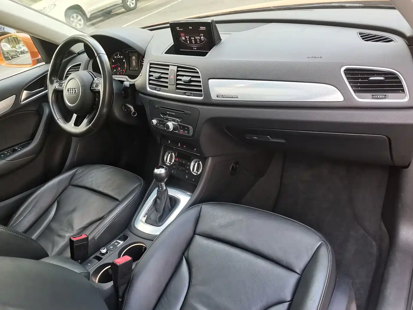 Audi Q3 2015 35 TFSI quattro Technology фото 22