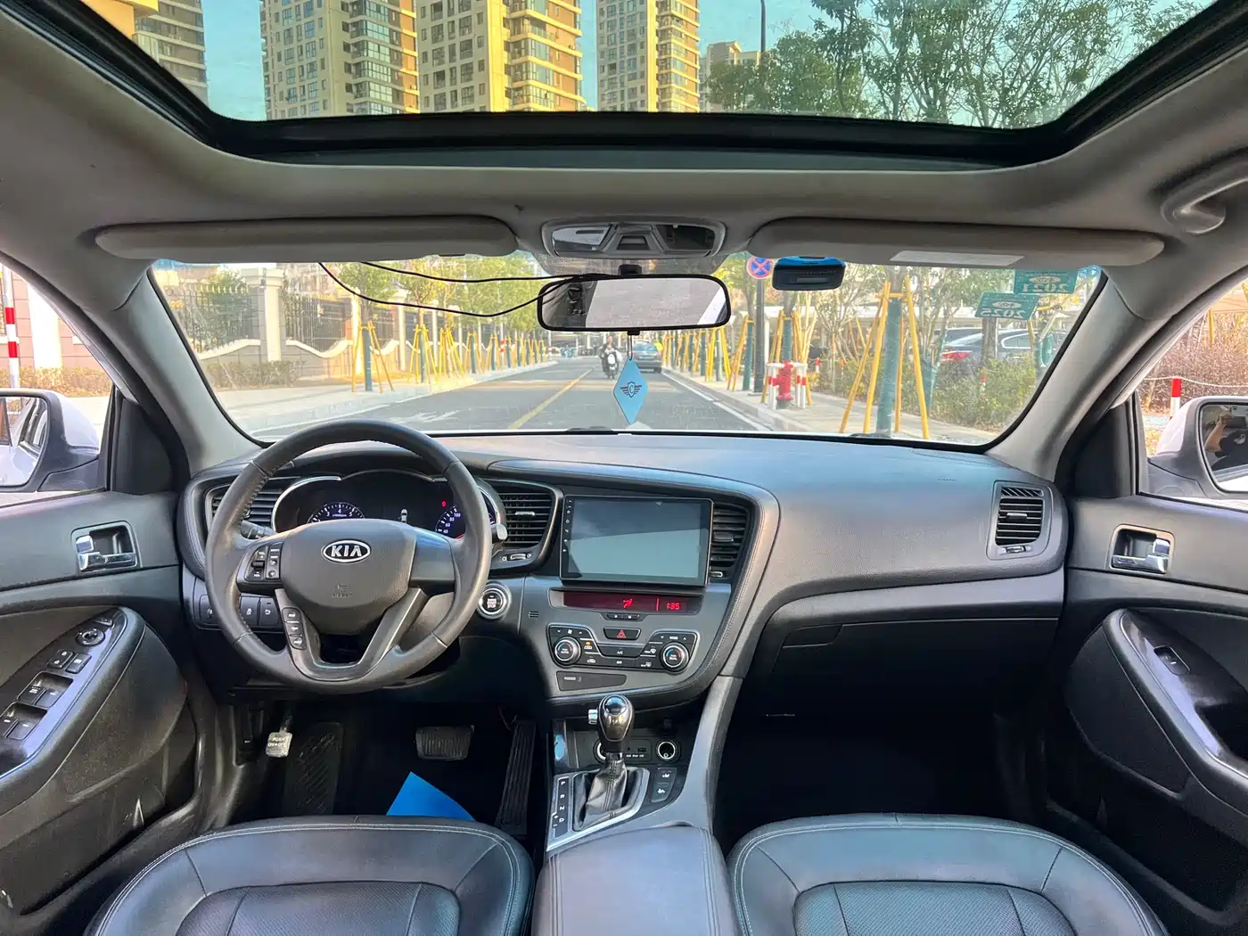 Kia K5 2012 2.0L Automatic DLX фото 11
