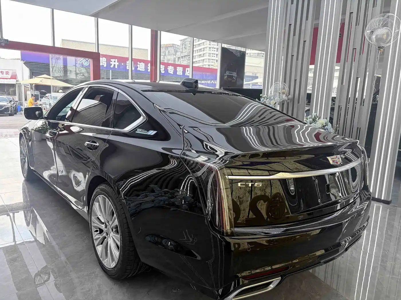 Cadillac CT6 2023 2023 28T Platinum Model