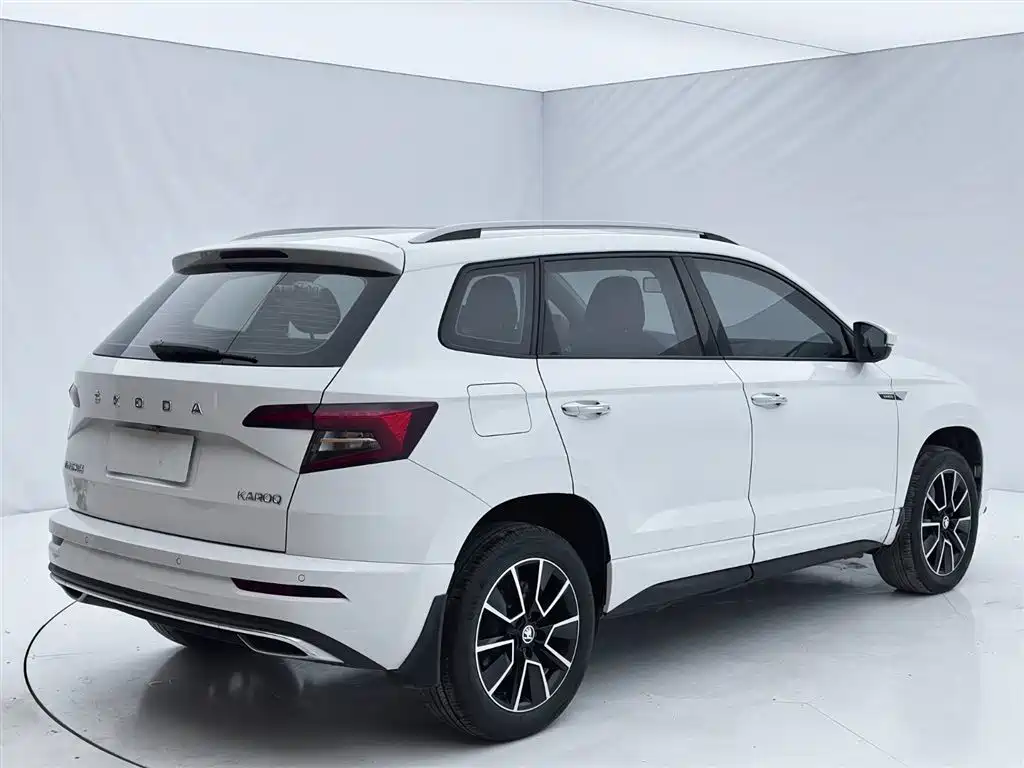 Škoda Karoq 2023 TSI280 Premium Edition фото 6