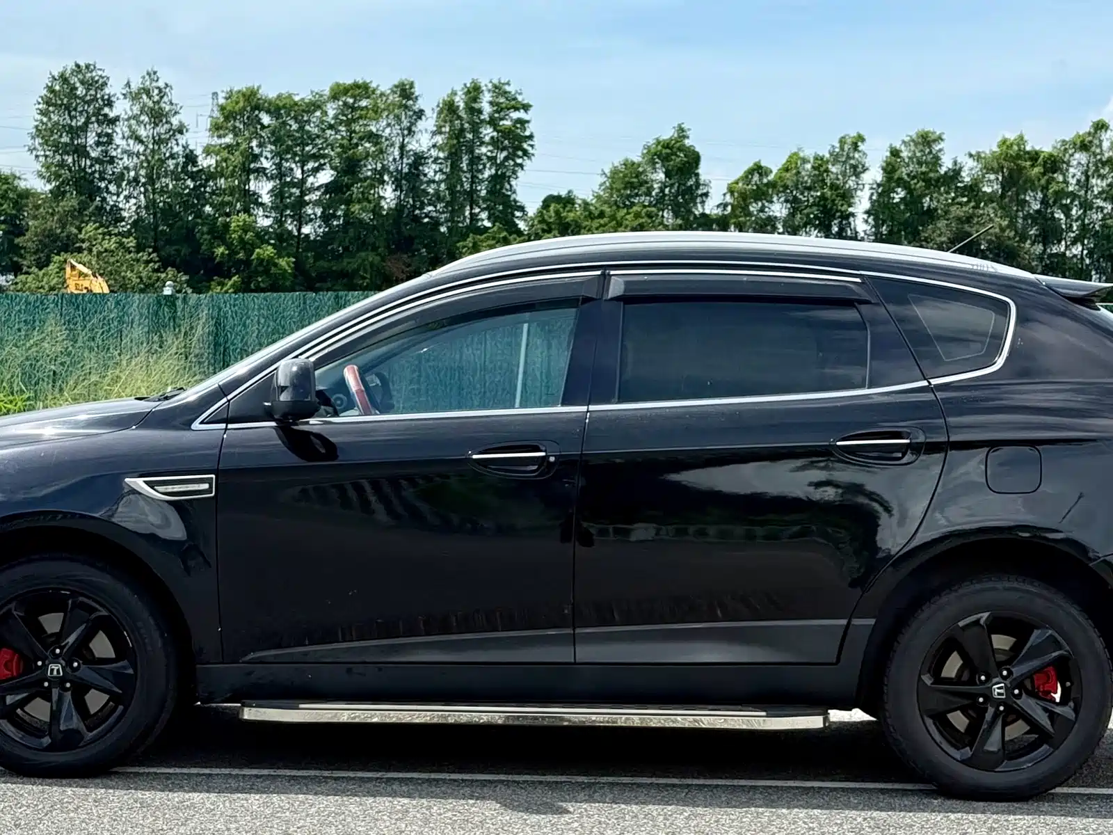 Фото 6 - Luxgen Luxgen7 SUV