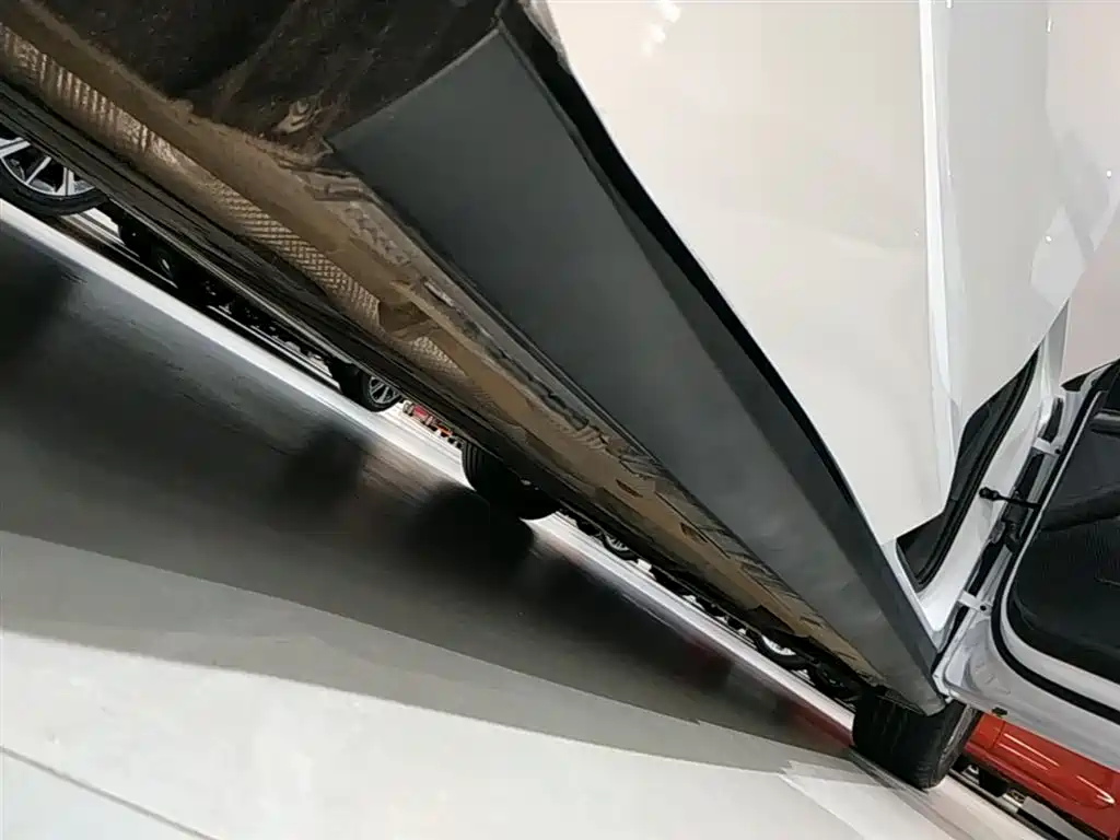 BYD Qin L 2025 DM-i Smart Drive Edition 80KM Leading фото 21