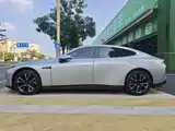 Фото 8 - XPeng P7