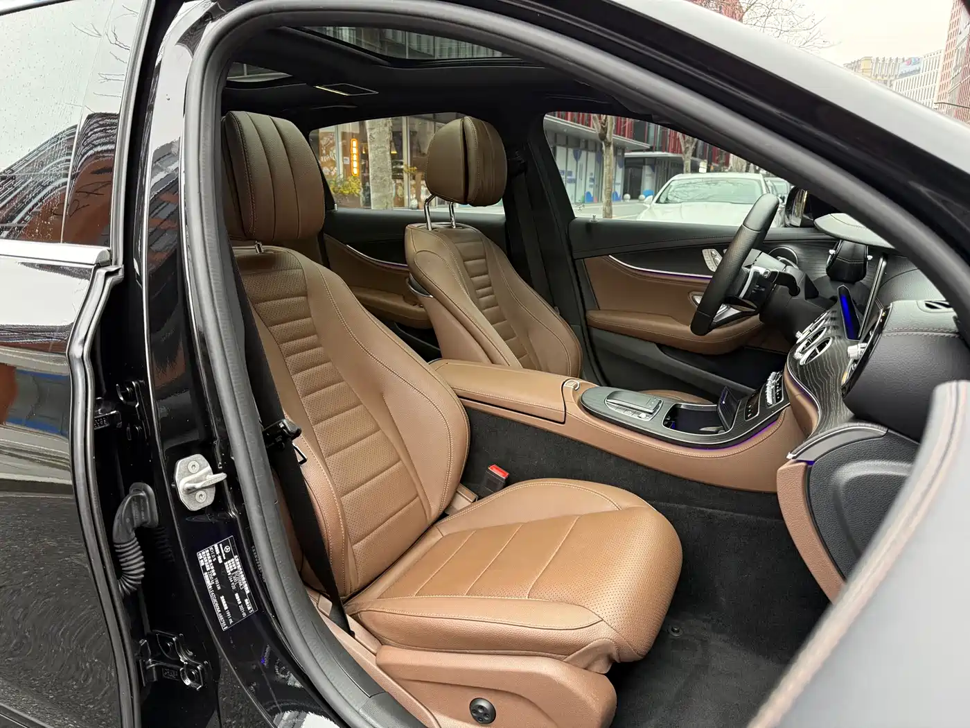 Mercedes-Benz E-Class 2021 E 300 L Sport Fashion фото 14