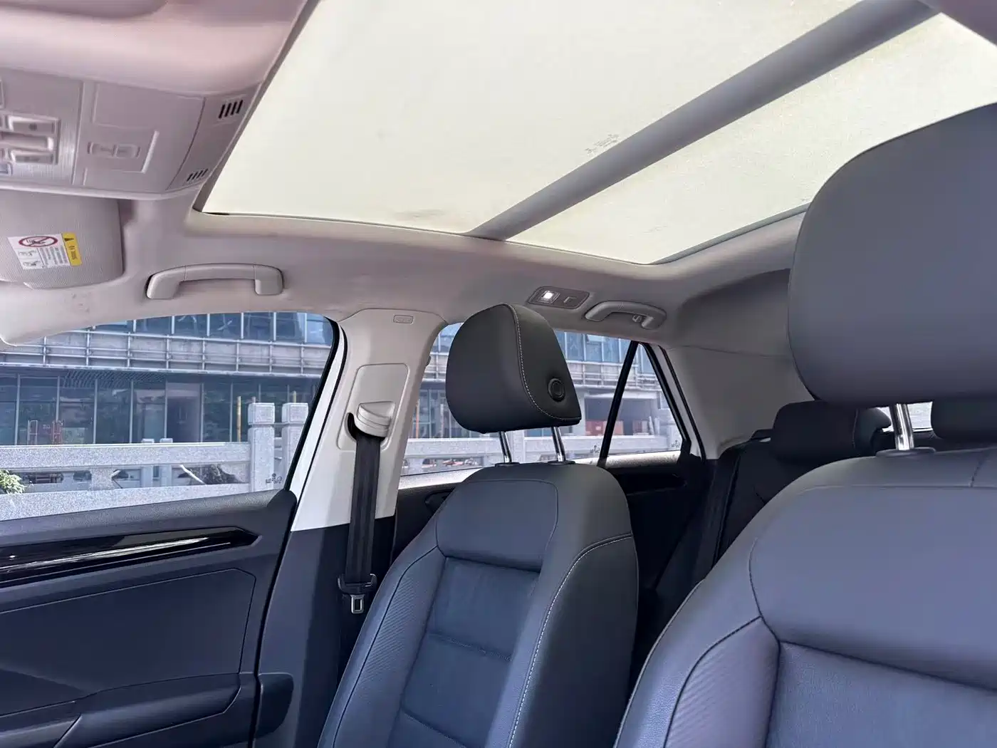 Volkswagen T-ROC 2022 280TSI DSG 2WD Comfort PLUS фото 9