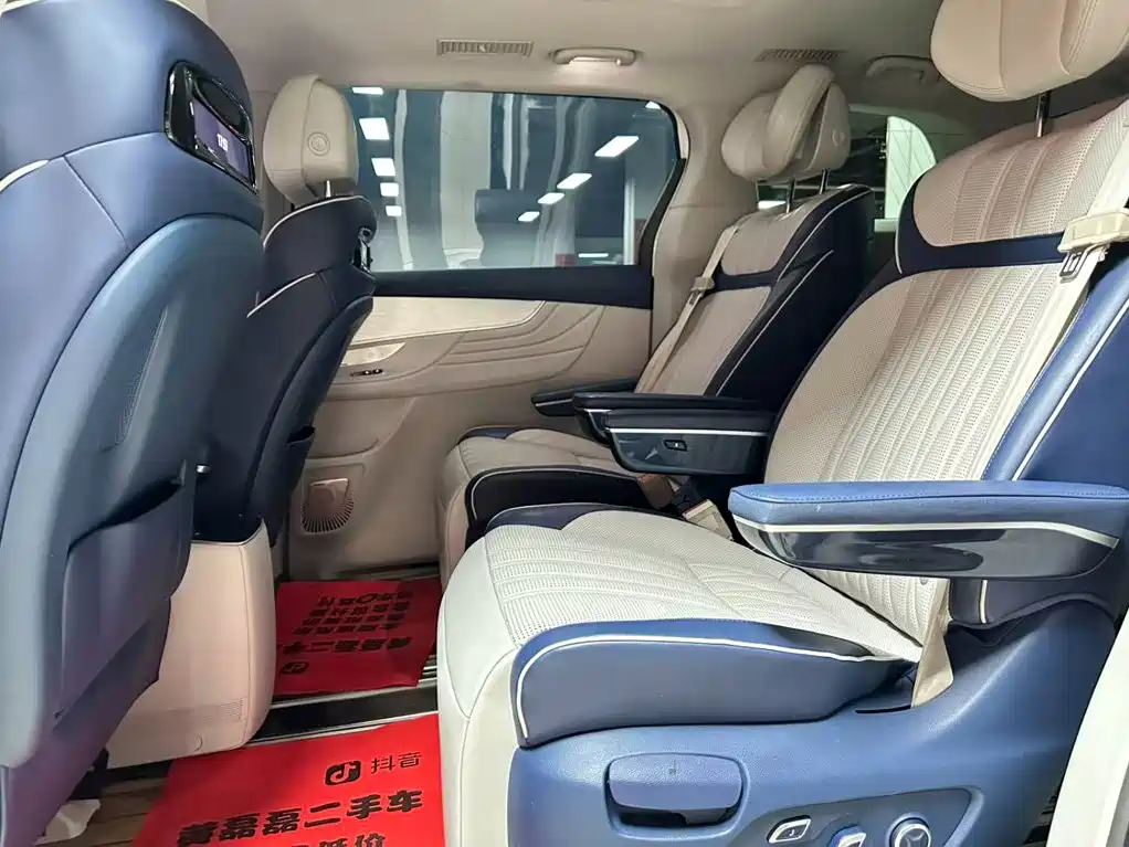 Roewe iMAX8 2021 2021 400TGI Supreme Series Ultimate Edition