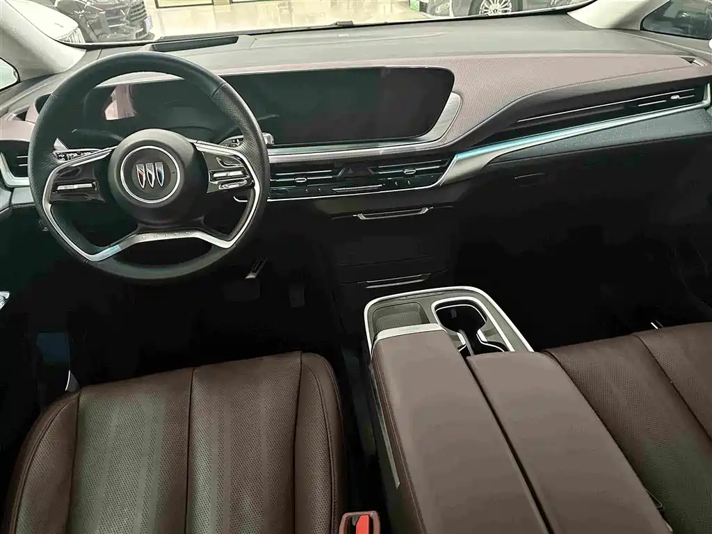Buick Century 2024 2023 2.0T 6-Seat World Edition