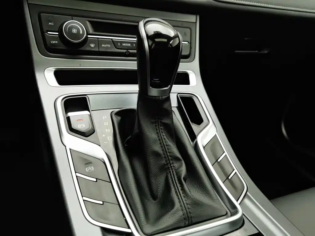 Geely Emgrand, миниатюра 13